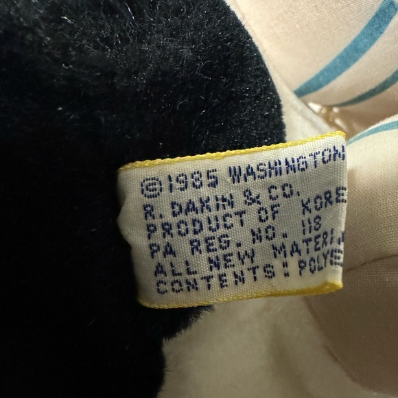 Vintage 1985 Opus The Penguin Yuppie Phase Plush Dakin Yuppy with Necktie - Picture 11 of 11